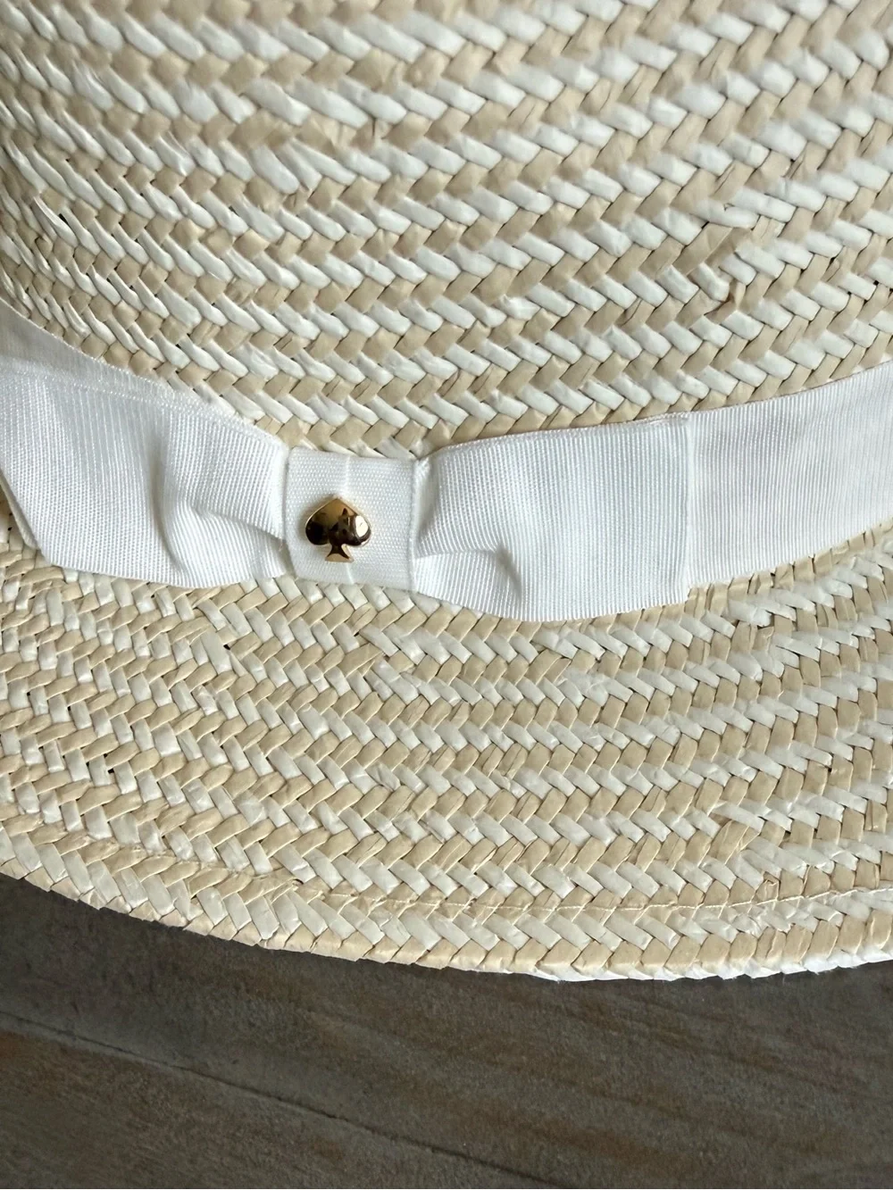 kate spade Natural Straw Hat with White Band gold spade logo